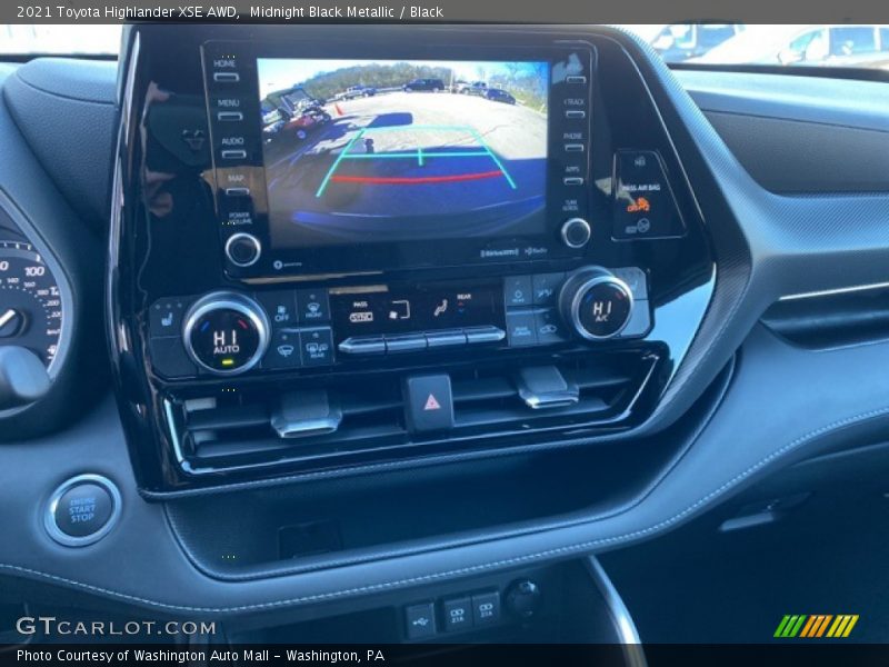 Midnight Black Metallic / Black 2021 Toyota Highlander XSE AWD