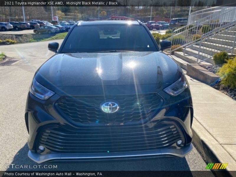 Midnight Black Metallic / Black 2021 Toyota Highlander XSE AWD