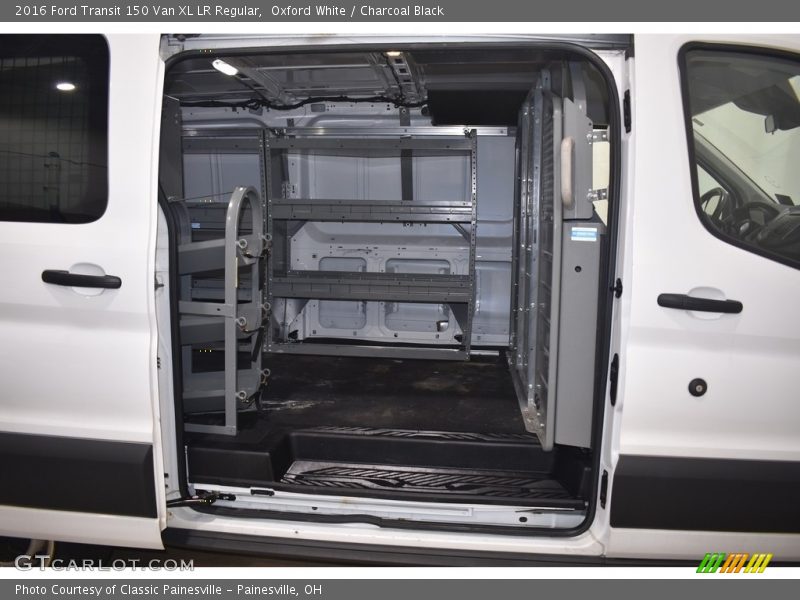 Oxford White / Charcoal Black 2016 Ford Transit 150 Van XL LR Regular
