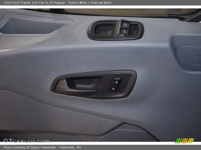 Oxford White / Charcoal Black 2016 Ford Transit 150 Van XL LR Regular