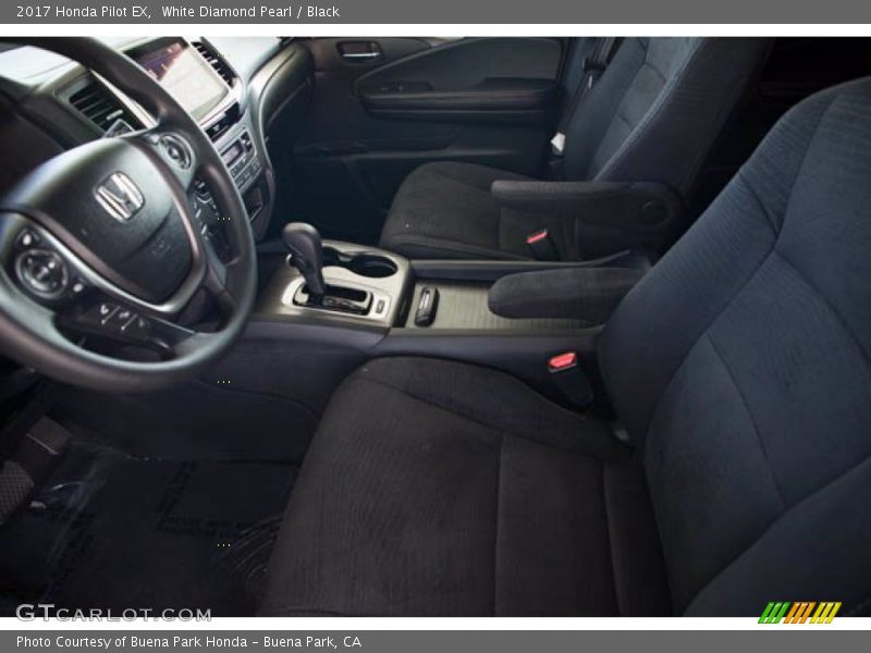 White Diamond Pearl / Black 2017 Honda Pilot EX