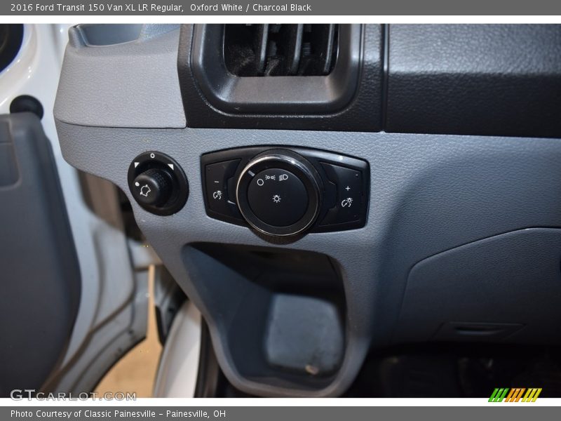 Oxford White / Charcoal Black 2016 Ford Transit 150 Van XL LR Regular