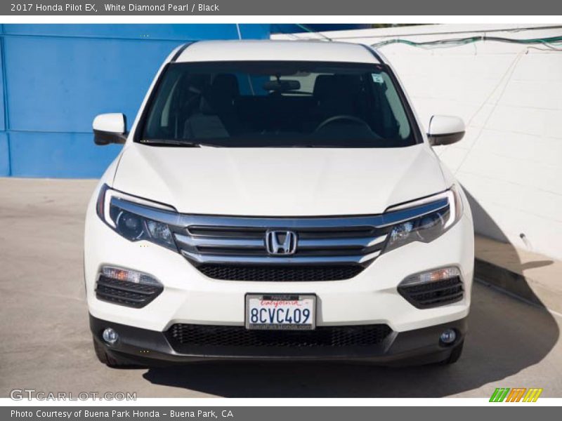 White Diamond Pearl / Black 2017 Honda Pilot EX
