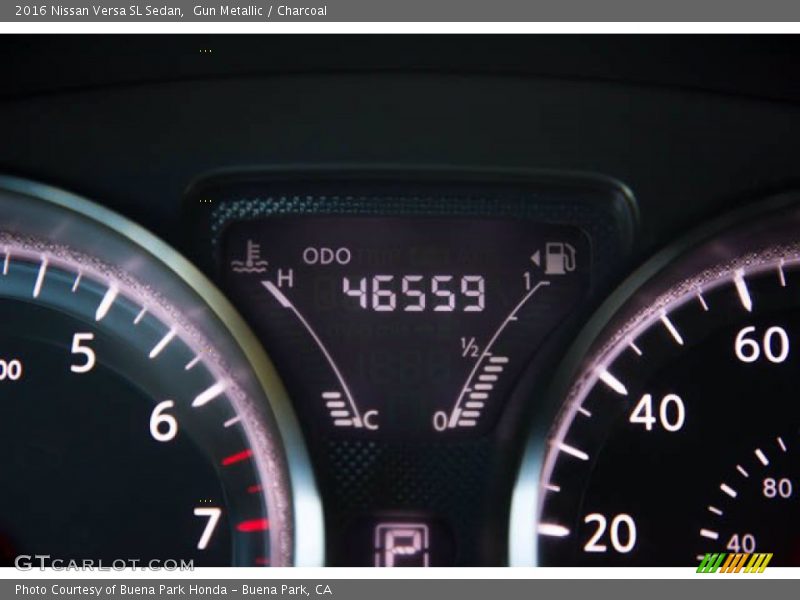 Gun Metallic / Charcoal 2016 Nissan Versa SL Sedan