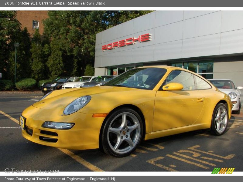 Speed Yellow / Black 2006 Porsche 911 Carrera Coupe