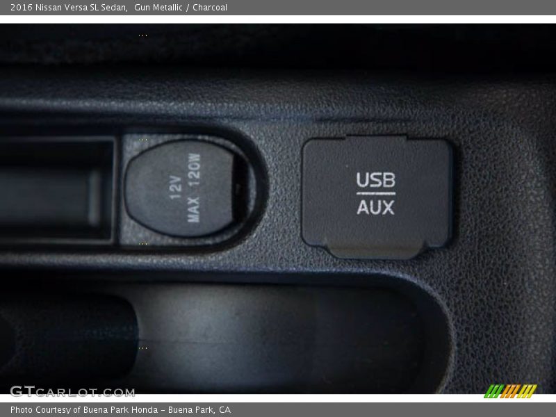 Gun Metallic / Charcoal 2016 Nissan Versa SL Sedan