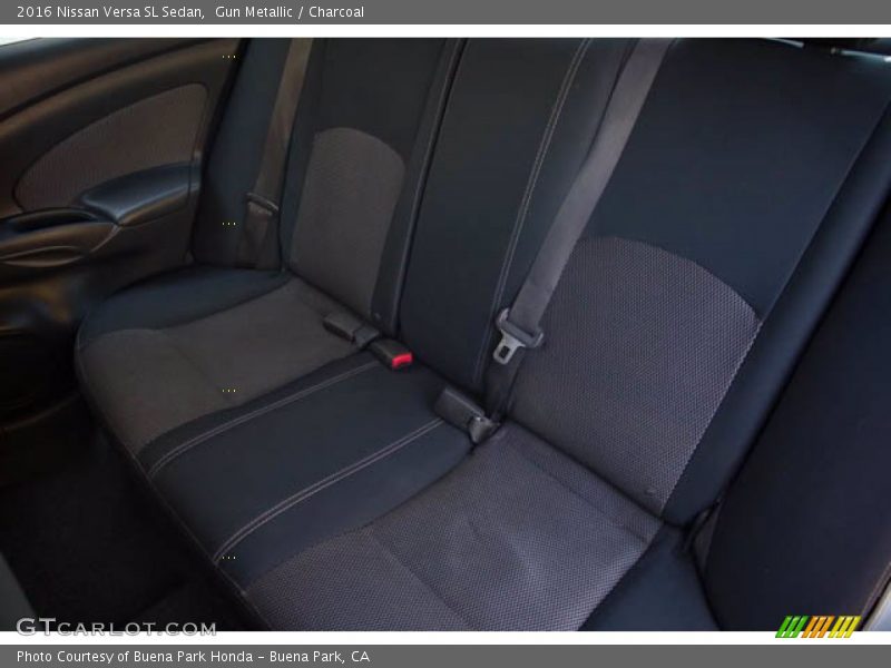 Gun Metallic / Charcoal 2016 Nissan Versa SL Sedan