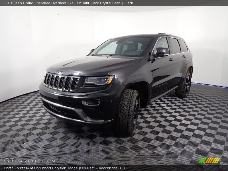 Brilliant Black Crystal Pearl / Black 2016 Jeep Grand Cherokee Overland 4x4