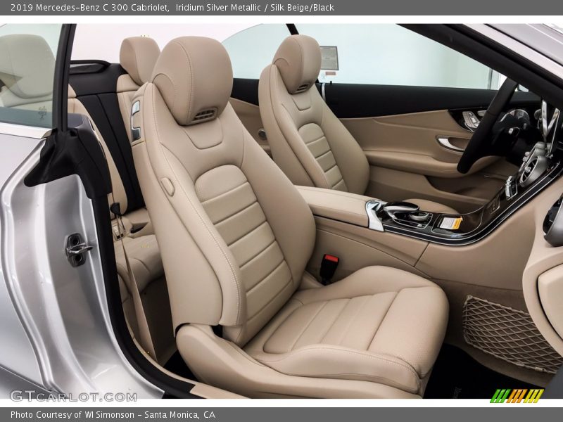 Iridium Silver Metallic / Silk Beige/Black 2019 Mercedes-Benz C 300 Cabriolet