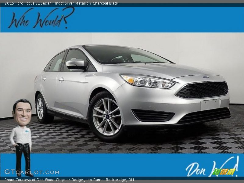 Ingot Silver Metallic / Charcoal Black 2015 Ford Focus SE Sedan