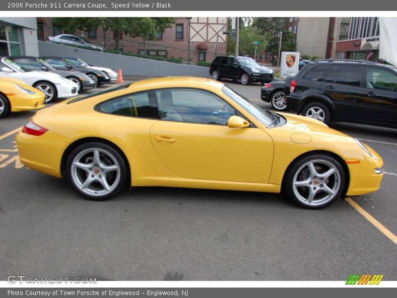 Speed Yellow / Black 2006 Porsche 911 Carrera Coupe