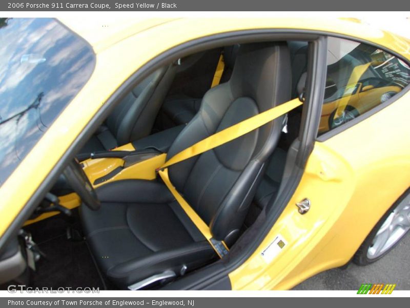 Speed Yellow / Black 2006 Porsche 911 Carrera Coupe