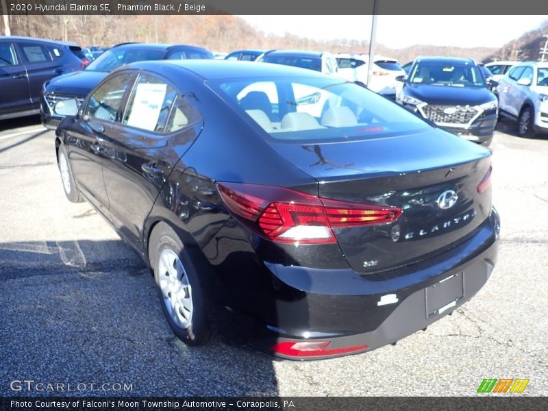 Phantom Black / Beige 2020 Hyundai Elantra SE