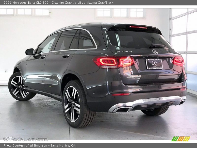 Graphite Gray Metallic / Magma Gray/Black 2021 Mercedes-Benz GLC 300