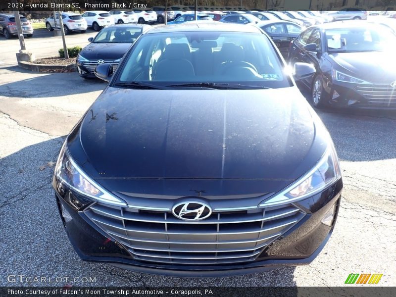 Phantom Black / Gray 2020 Hyundai Elantra SE