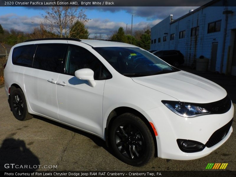 Bright White / Black 2020 Chrysler Pacifica Launch Edition AWD