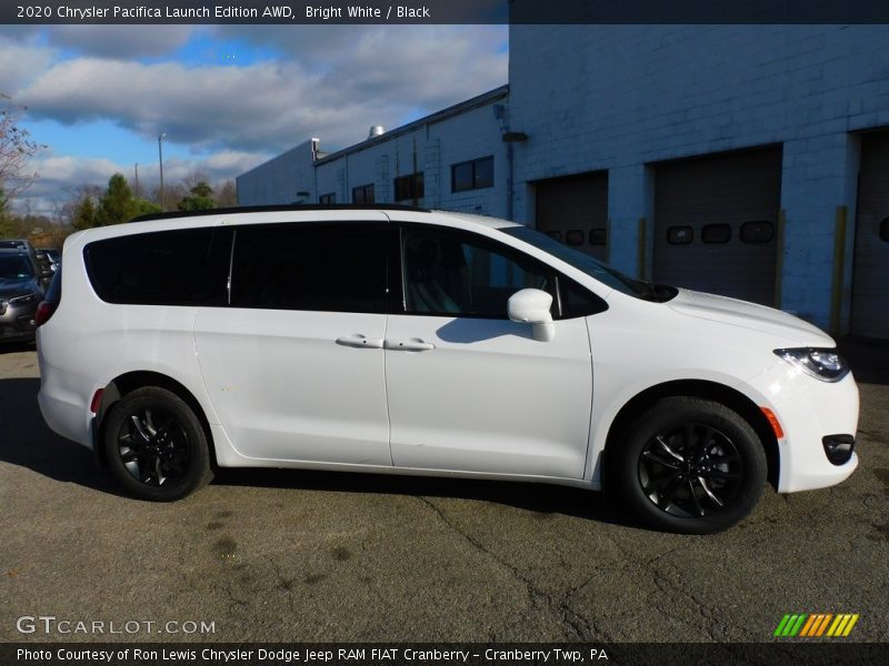 Bright White / Black 2020 Chrysler Pacifica Launch Edition AWD
