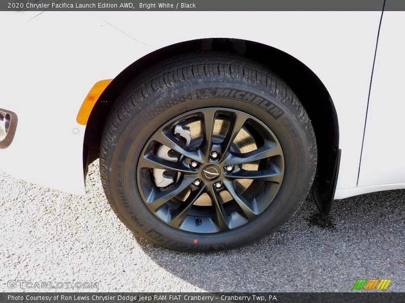 Bright White / Black 2020 Chrysler Pacifica Launch Edition AWD