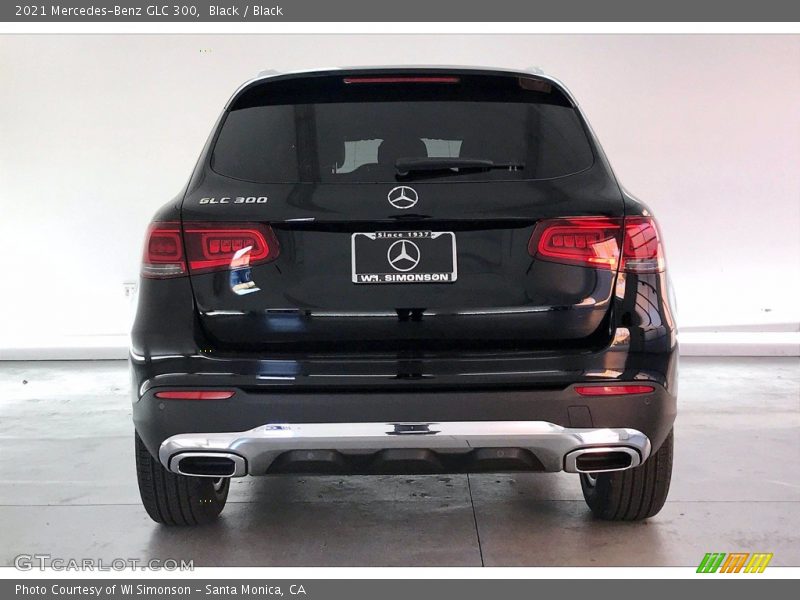 Black / Black 2021 Mercedes-Benz GLC 300
