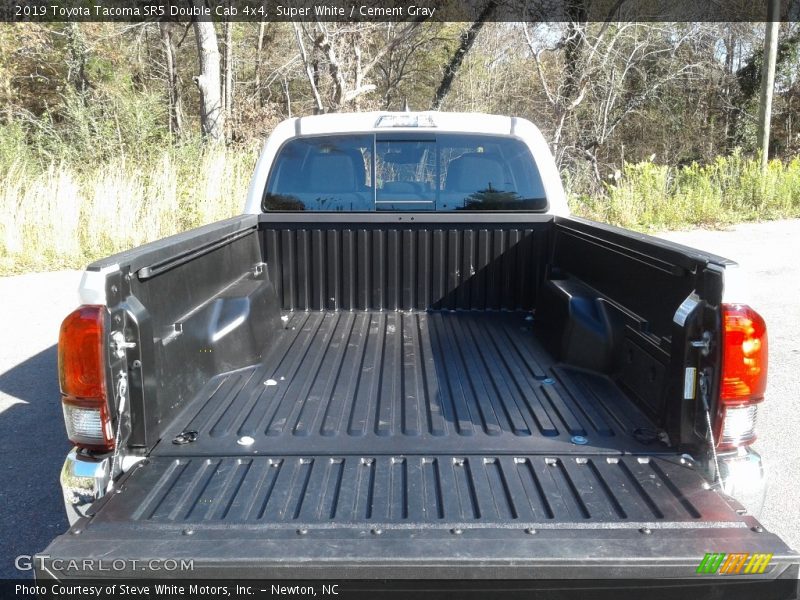 Super White / Cement Gray 2019 Toyota Tacoma SR5 Double Cab 4x4