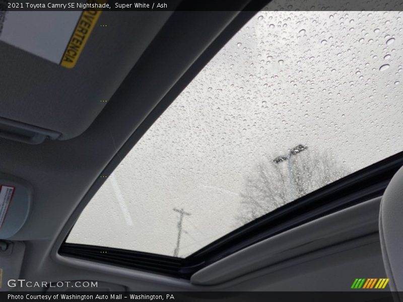 Super White / Ash 2021 Toyota Camry SE Nightshade