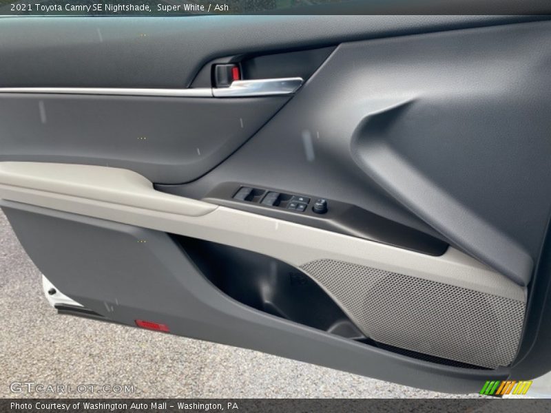 Super White / Ash 2021 Toyota Camry SE Nightshade