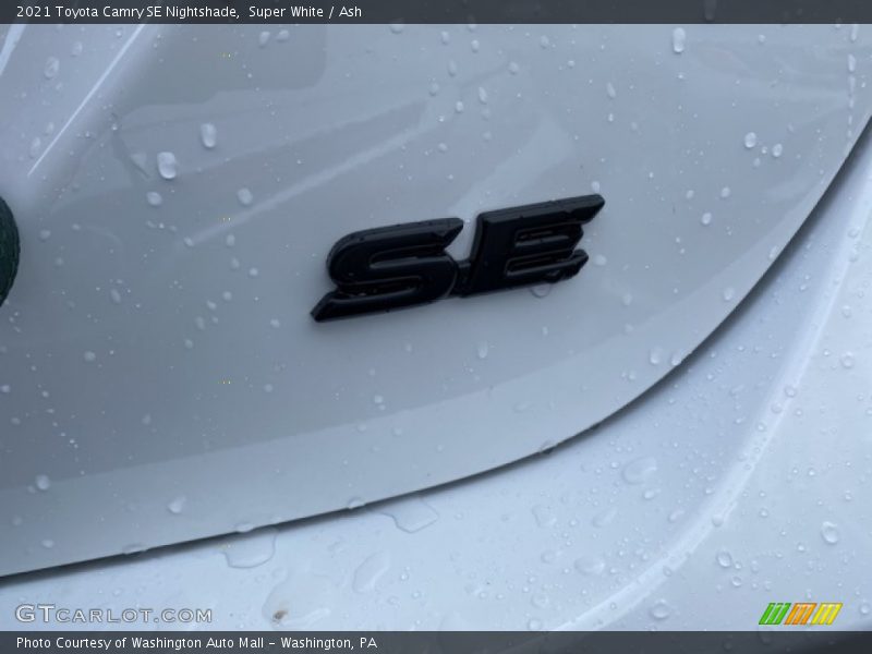 Super White / Ash 2021 Toyota Camry SE Nightshade