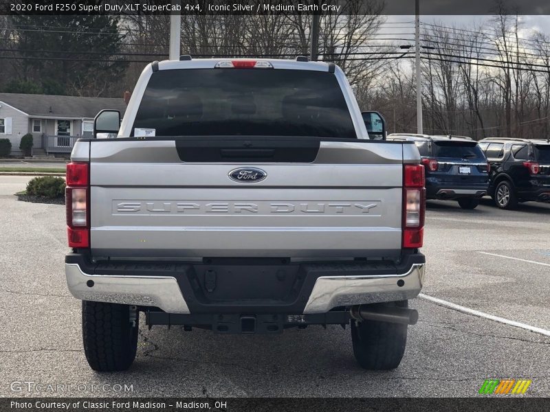 Iconic Silver / Medium Earth Gray 2020 Ford F250 Super Duty XLT SuperCab 4x4