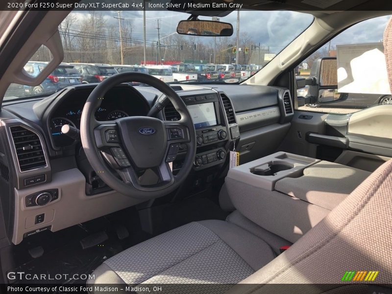 Iconic Silver / Medium Earth Gray 2020 Ford F250 Super Duty XLT SuperCab 4x4