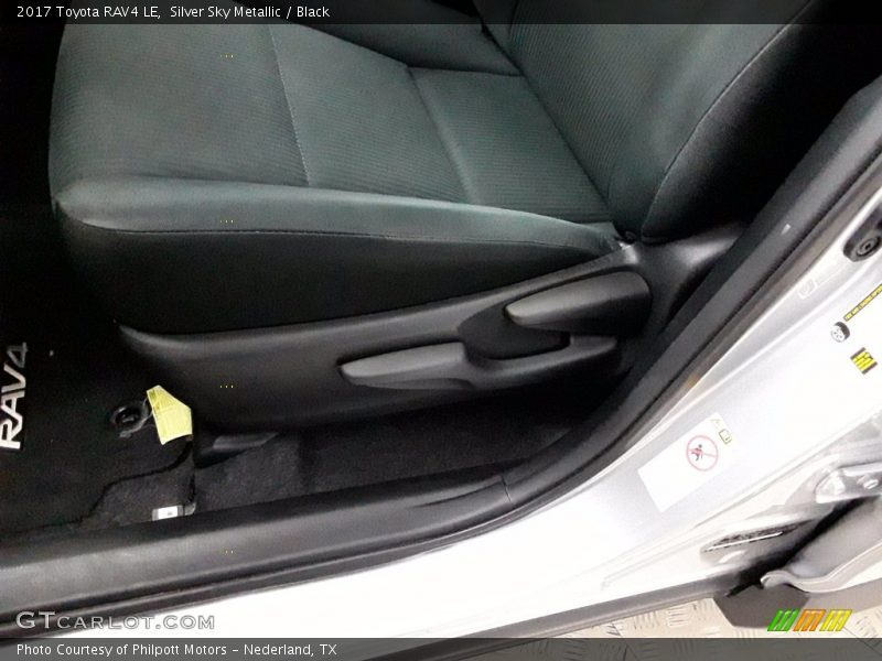 Silver Sky Metallic / Black 2017 Toyota RAV4 LE