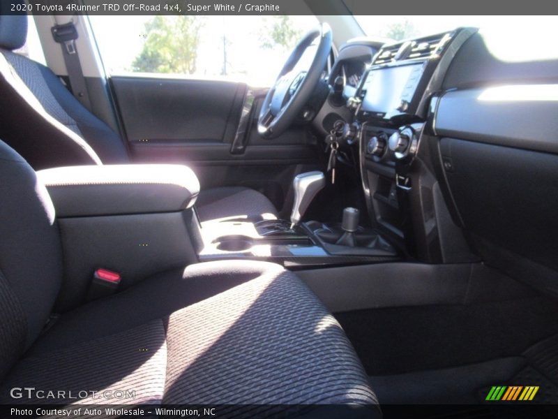 Super White / Graphite 2020 Toyota 4Runner TRD Off-Road 4x4