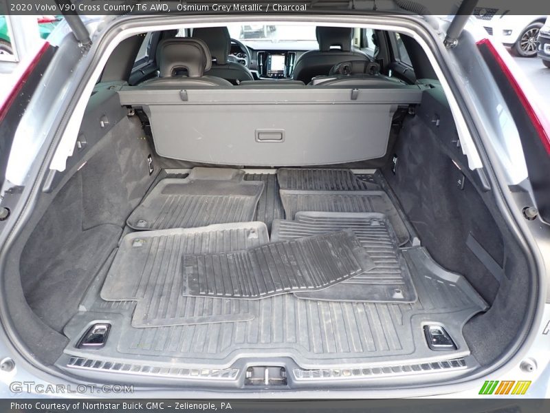  2020 V90 Cross Country T6 AWD Trunk