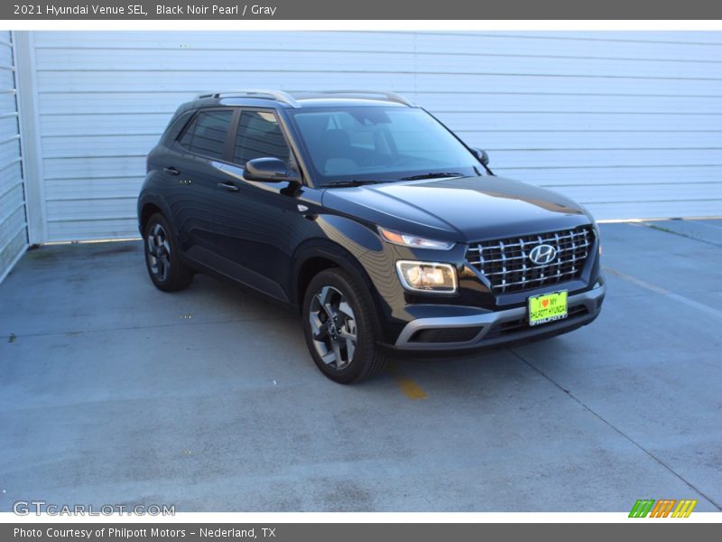 Black Noir Pearl / Gray 2021 Hyundai Venue SEL