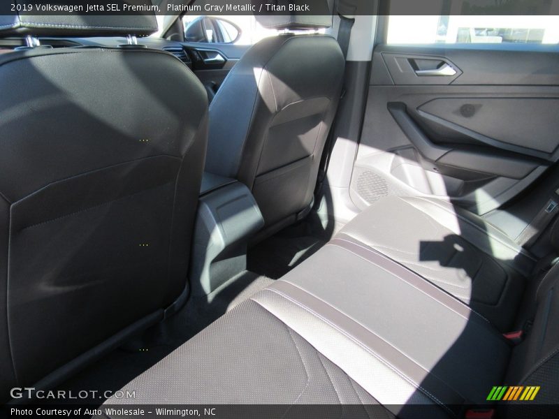 Platinum Gray Metallic / Titan Black 2019 Volkswagen Jetta SEL Premium