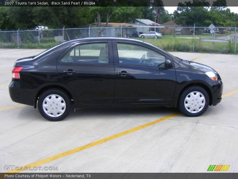 Black Sand Pearl / Bisque 2007 Toyota Yaris Sedan