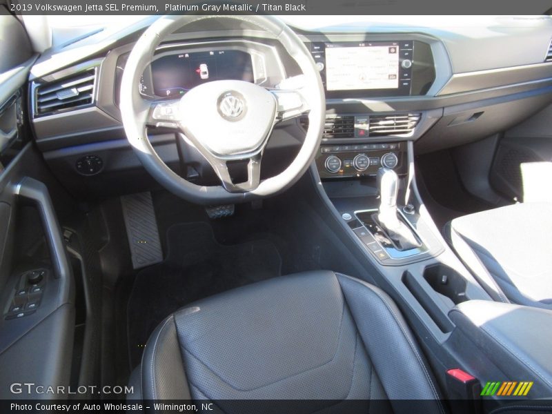 Platinum Gray Metallic / Titan Black 2019 Volkswagen Jetta SEL Premium