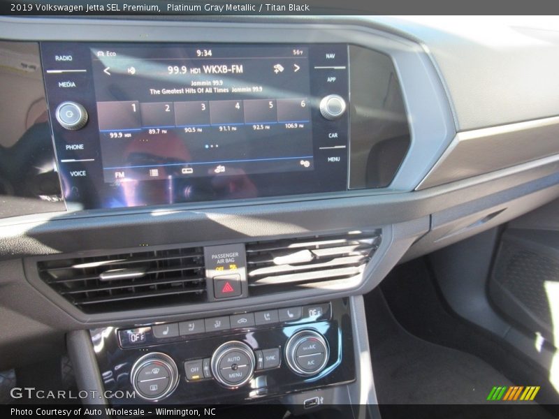 Platinum Gray Metallic / Titan Black 2019 Volkswagen Jetta SEL Premium