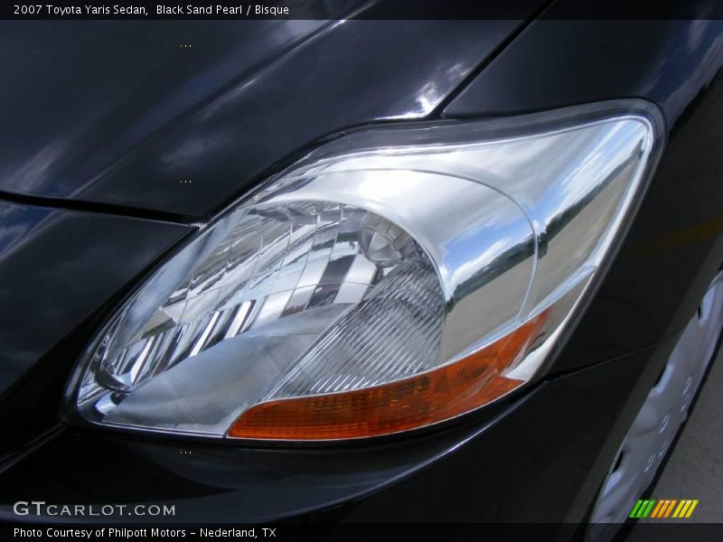 Black Sand Pearl / Bisque 2007 Toyota Yaris Sedan