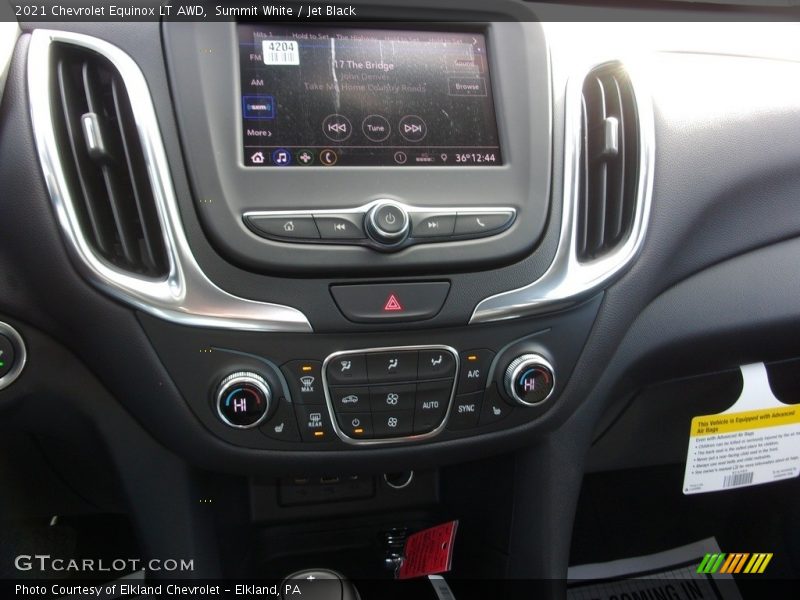 Summit White / Jet Black 2021 Chevrolet Equinox LT AWD