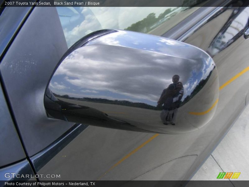 Black Sand Pearl / Bisque 2007 Toyota Yaris Sedan