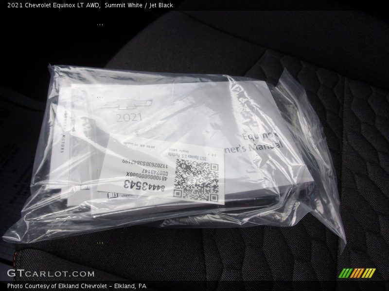 Summit White / Jet Black 2021 Chevrolet Equinox LT AWD