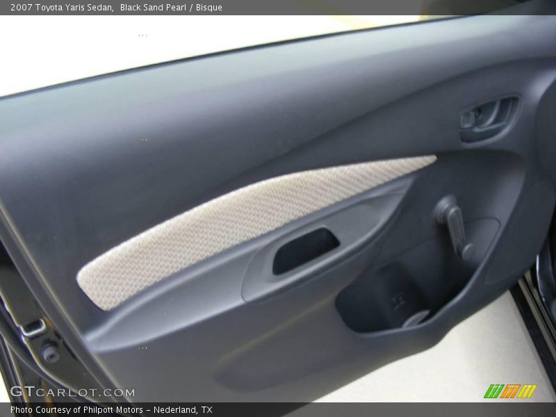 Black Sand Pearl / Bisque 2007 Toyota Yaris Sedan