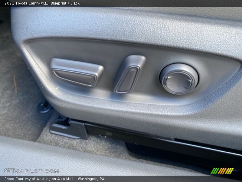 Blueprint / Black 2021 Toyota Camry XLE