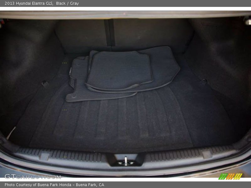 Black / Gray 2013 Hyundai Elantra GLS