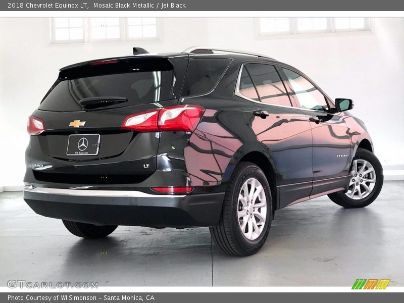 Mosaic Black Metallic / Jet Black 2018 Chevrolet Equinox LT