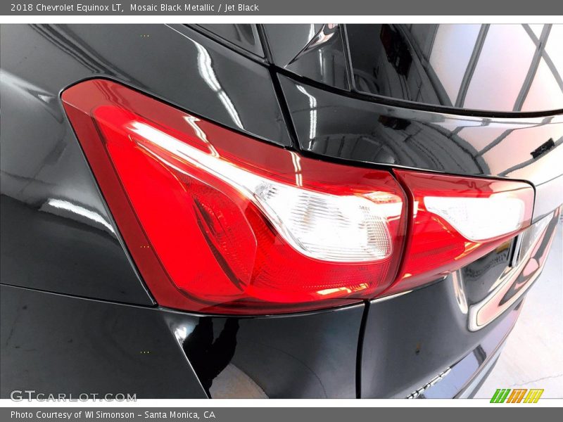 Mosaic Black Metallic / Jet Black 2018 Chevrolet Equinox LT