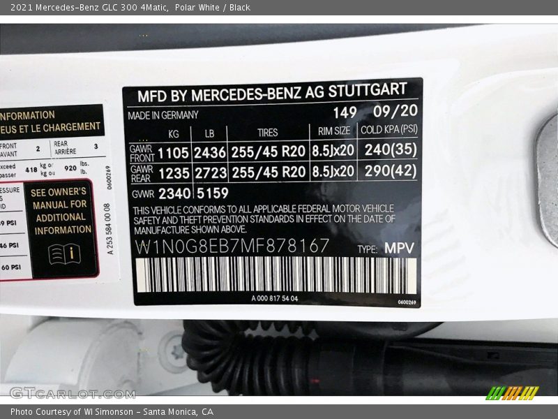 Polar White / Black 2021 Mercedes-Benz GLC 300 4Matic