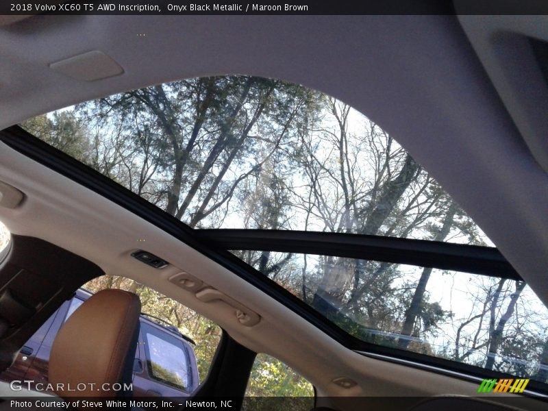 Sunroof of 2018 XC60 T5 AWD Inscription