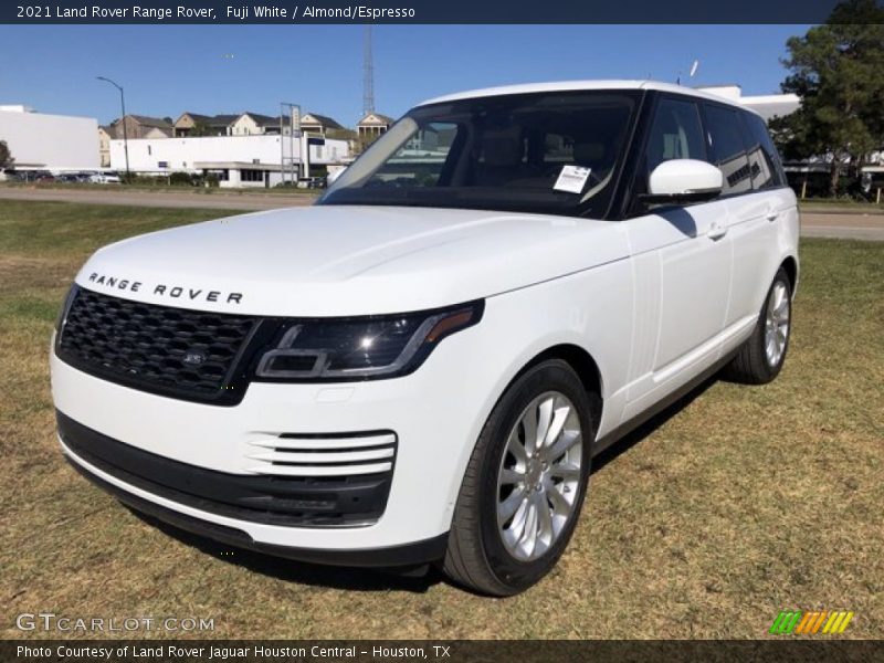 Fuji White / Almond/Espresso 2021 Land Rover Range Rover