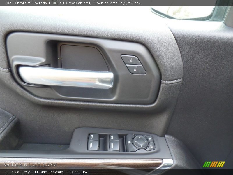 Silver Ice Metallic / Jet Black 2021 Chevrolet Silverado 1500 RST Crew Cab 4x4